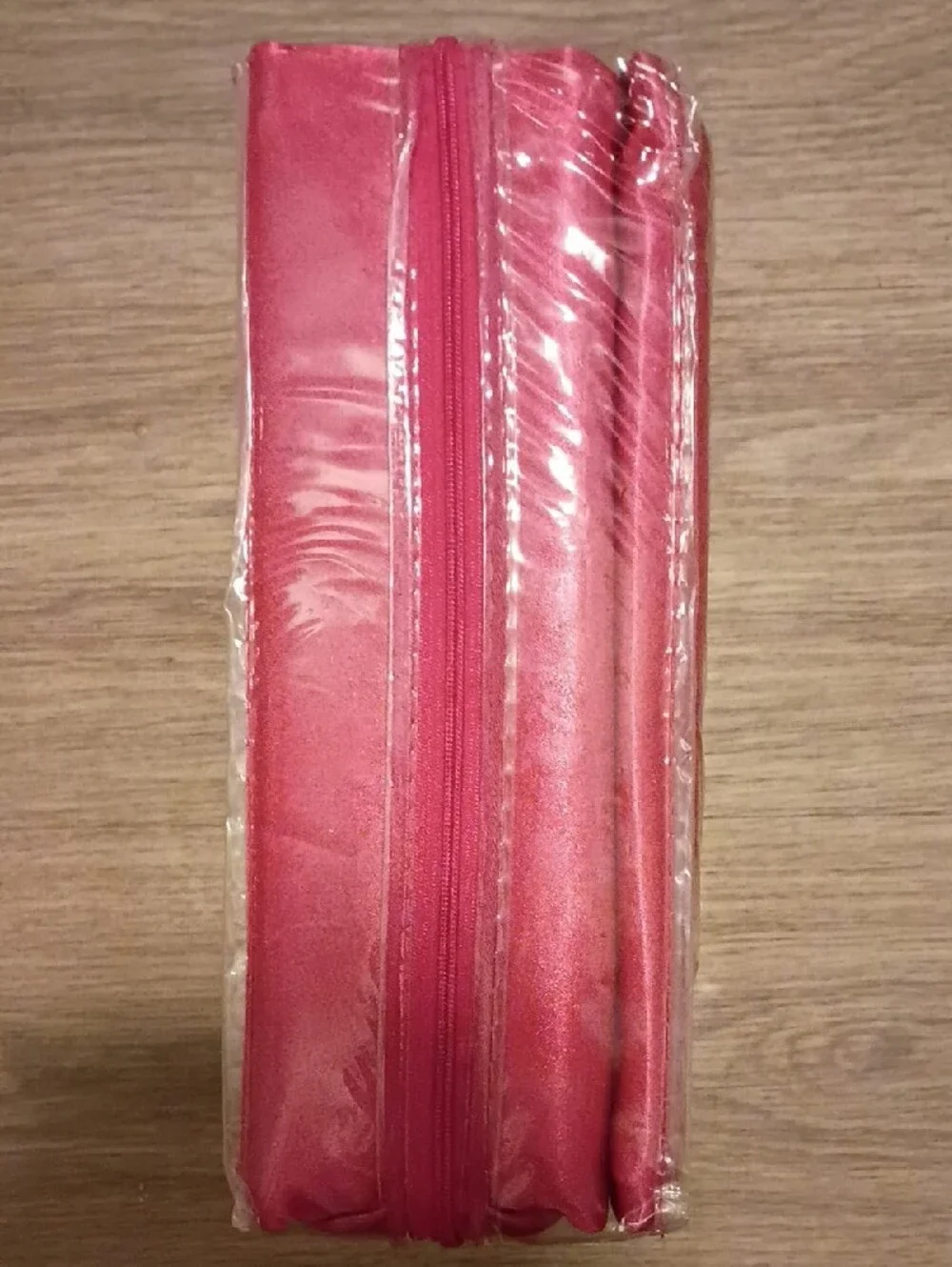 PINK Victoria's Secret Hot Pink Bedding Sheet Set